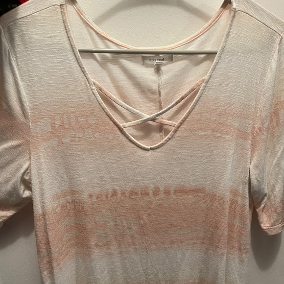Criss Cross V-Neck Top - Picture 1 of 1